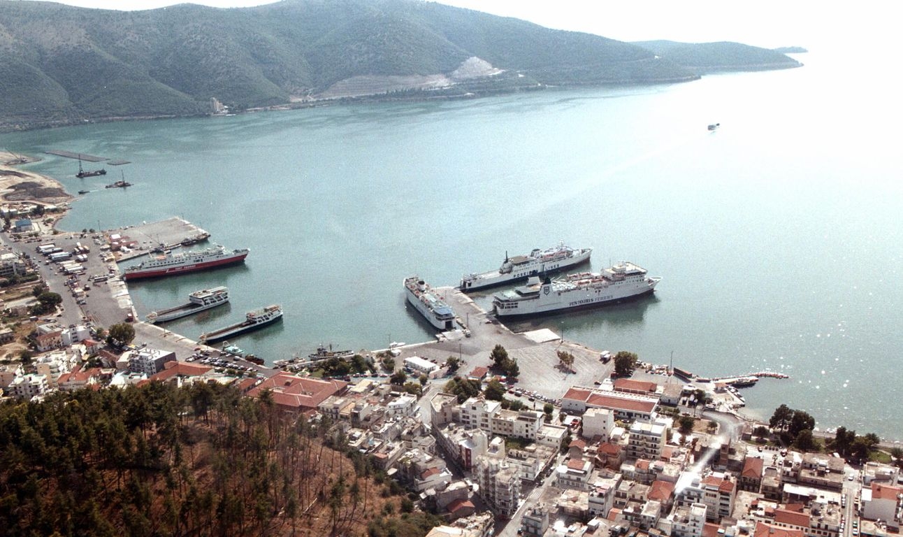 Τα 7 σχήματα που διεκδικούν το λιμάνι της Ηγουμενίτσας
